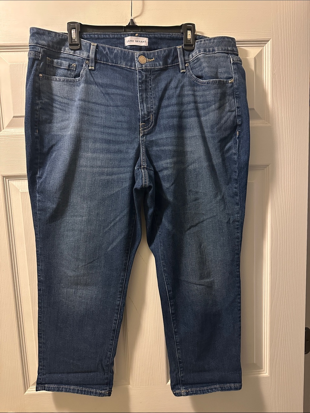 Women’s Lane Bryant Mid-Rise Girlfriend Crop Stretch Denim Jeans - Size 16